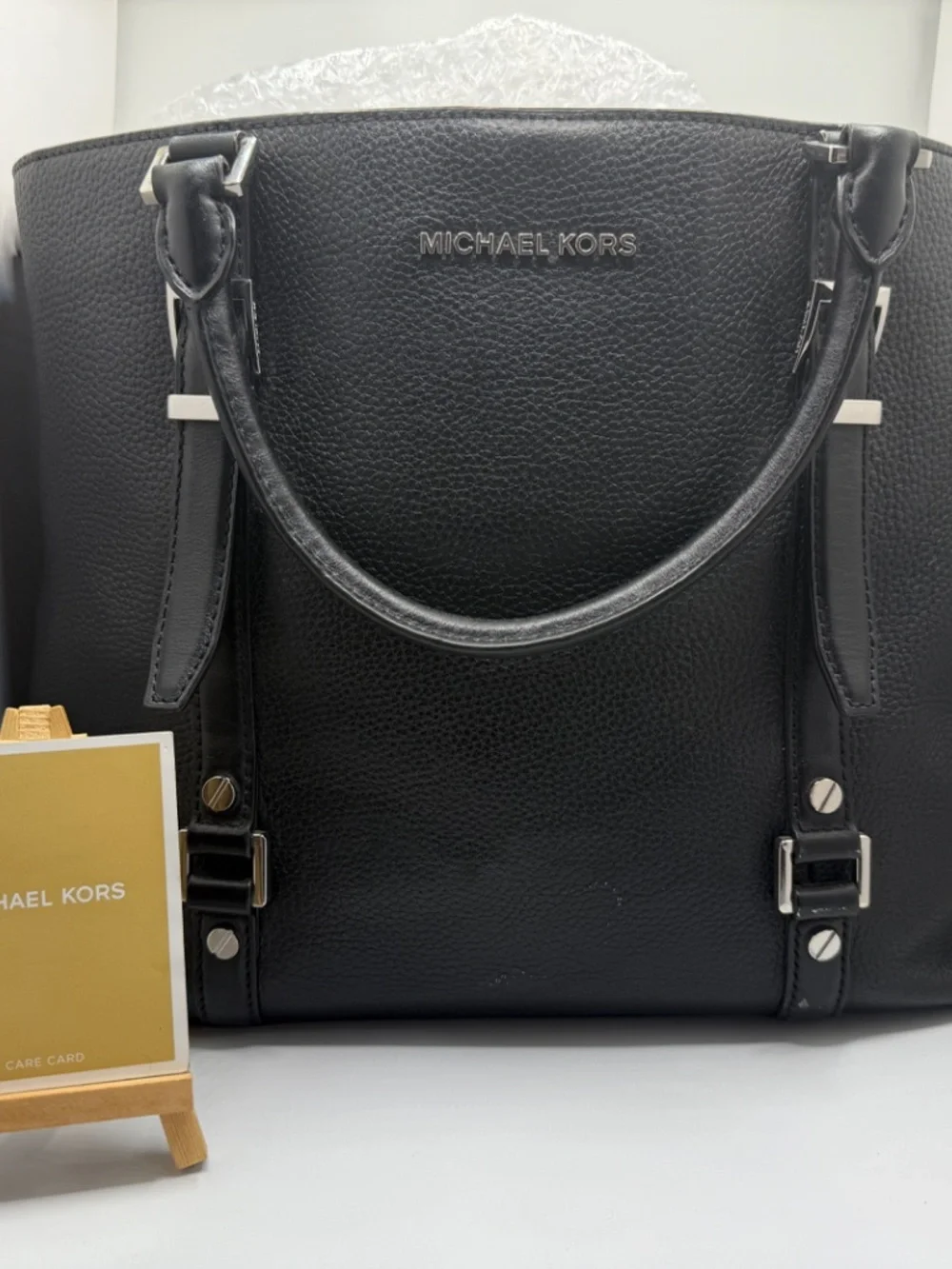 SASSY MICHAEL KORS PEBBLED LEATHER BLACK 2-WAY HANDBAG! MSRP $478